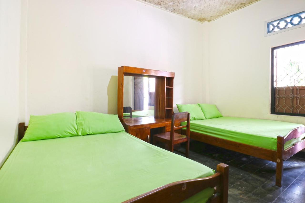 Hotel Mawar 2 Denpasa Buitenkant foto