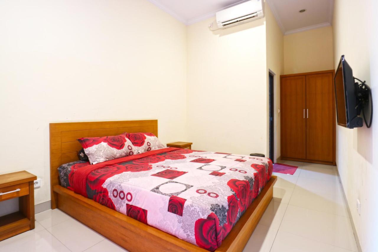 Hotel Mawar 2 Denpasa Buitenkant foto